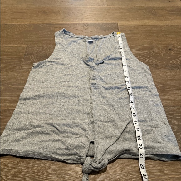 •Old Navy Tank• - Picture 5 of 5